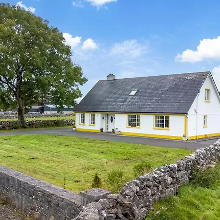 Nyaraló Lough Mask Fishing